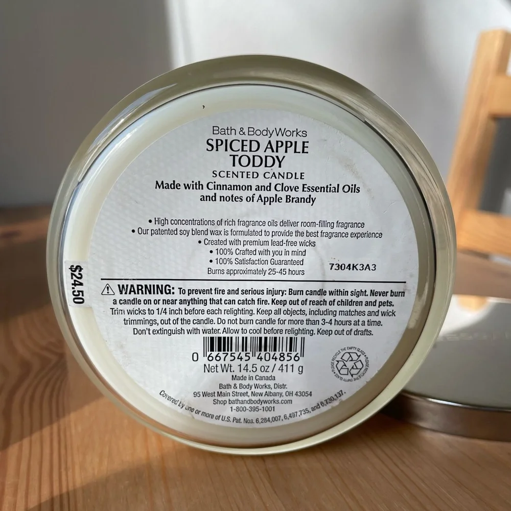 NWT Bath and Body Works Spiced Apple Toddy Scented 3-Wick Candle Cinnamon Clove - Picture 2 of 5